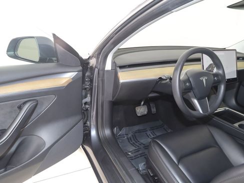 Used 2021 Tesla Model 3 Long Range image 44