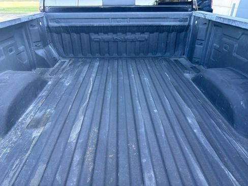 Used 2023 GMC Sierra 2500 Denali w/ Denali Ultimate Package AWD/4WD image 8