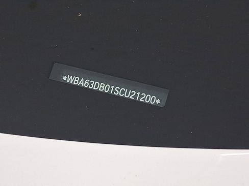 Certified 2025 BMW M440i Convertible w/ Premium Package image 16