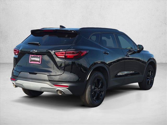 New 2026 Chevrolet Blazer LT w/ Midnight/Sport Edition FWD image 2