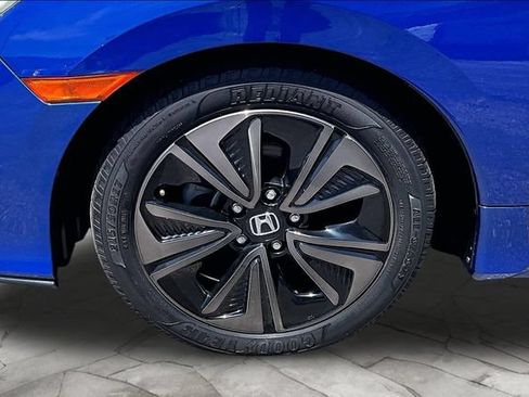 Used 2017 Honda Civic EX image 8