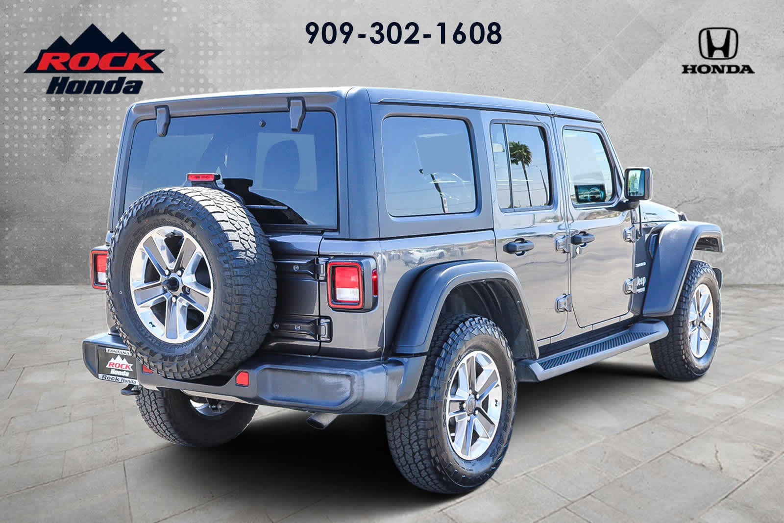 Used 2020 Jeep Wrangler Unlimited Sahara AWD/4WD image 6