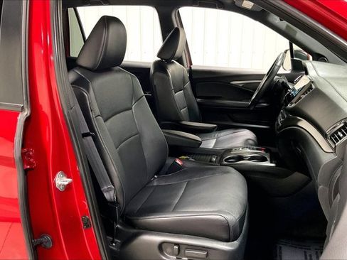 Used 2023 Honda Passport EX-L image 7