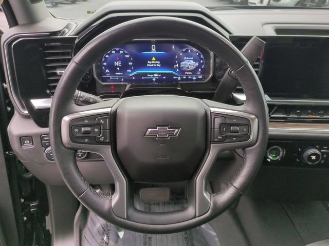 Used 2022 Chevrolet Silverado 1500 RST AWD/4WD image 14