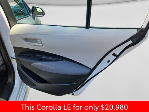 Used 2024 Toyota Corolla LE FWD image 37