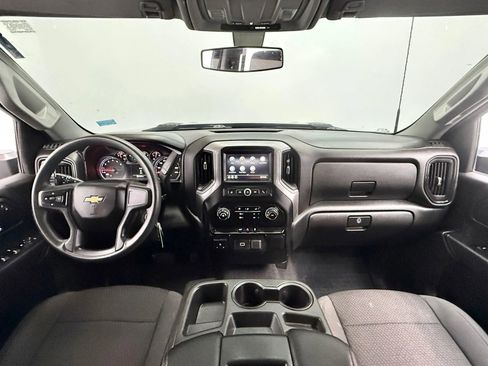 Used 2020 Chevrolet Silverado 2500 Custom w/ Custom Convenience Package AWD/4WD image 12