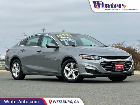 Used 2023 Chevrolet Malibu LT image 1