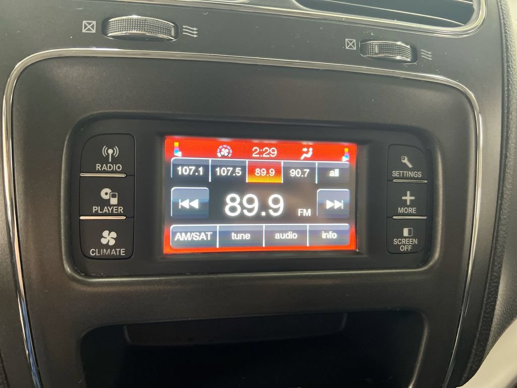 Used 2018 Dodge Journey SE w/ Connectivity Group FWD image 14