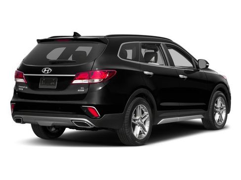 Used 2017 Hyundai Santa Fe FWD image 5