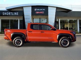 Used 2025 Toyota Tacoma TRD Off-Road video 2