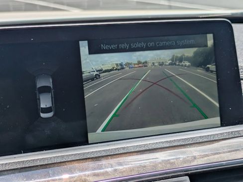 Used 2018 BMW 340i Sedan RWD image 12