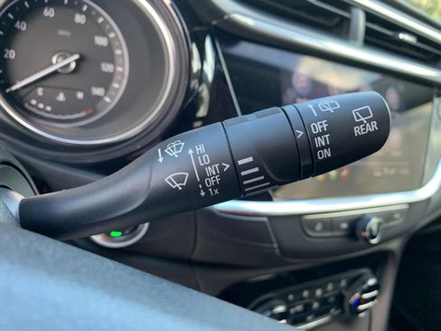 Used 2021 Buick Encore GX Select image 27