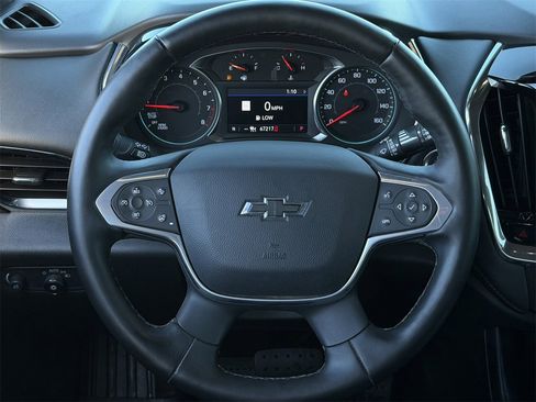 Certified 2023 Chevrolet Traverse RS image 13