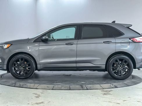 Used 2022 Ford Edge ST-Line w/ Class II Trailer Tow Package AWD/4WD image 5