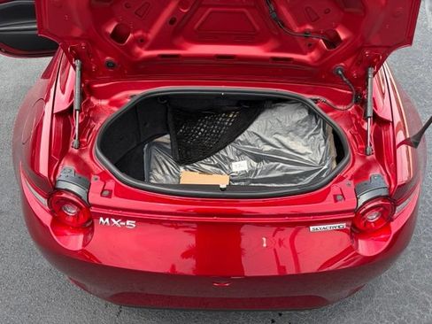 Used 2026 MAZDA MX-5 Miata RF Grand Touring RWD image 9