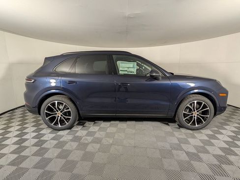 New 2026 Porsche Cayenne image 8