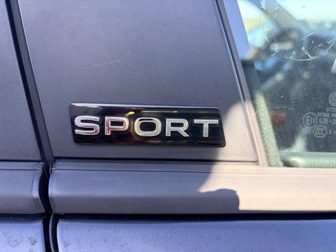 Used 2025 Volkswagen Jetta Sport image 9