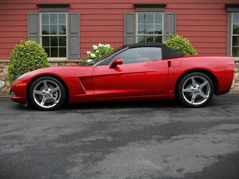 Used 2008 Chevrolet Corvette Convertible w/ Preferred Equipment Group RWD image 5