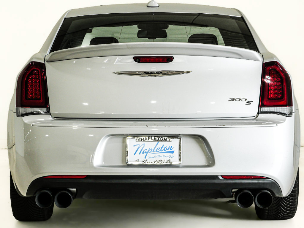 Used 2020 Chrysler 300 S RWD image 8