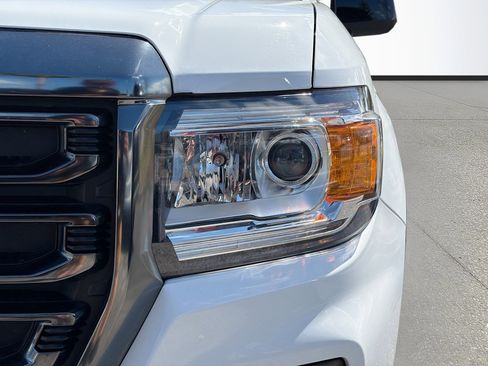 Used 2022 GMC Canyon AT4 w/ Trailering Package image 10