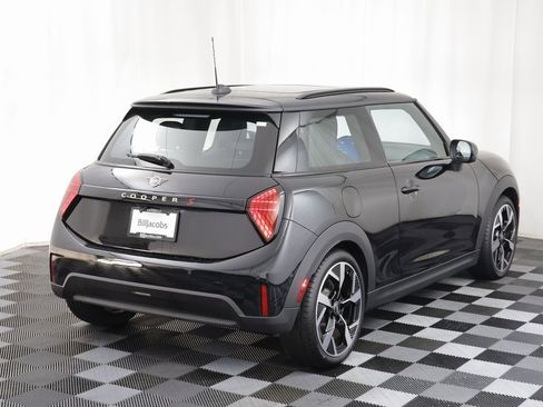 Certified 2025 MINI Cooper S image 15