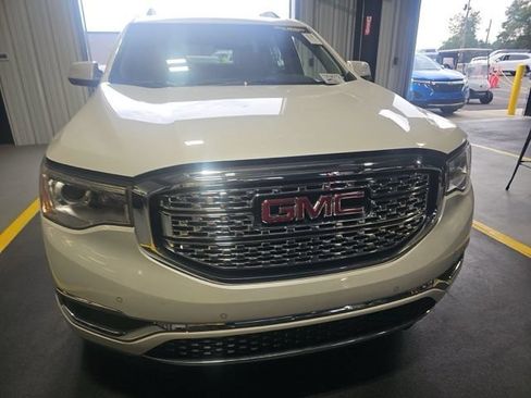 Used 2018 GMC Acadia Denali FWD image 5