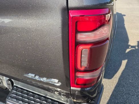 Used 2019 RAM 1500 Limited AWD/4WD image 16