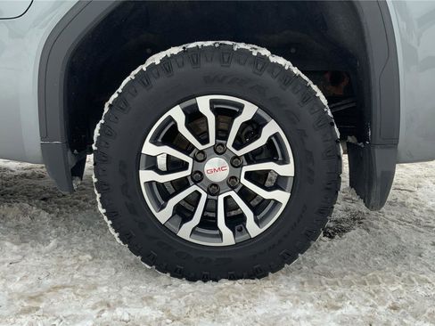 Used 2020 GMC Sierra 1500 SLE w/ X31 Off-Road Package image 25