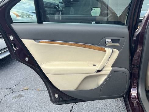 Used 2011 Lincoln MKZ FWD image 15