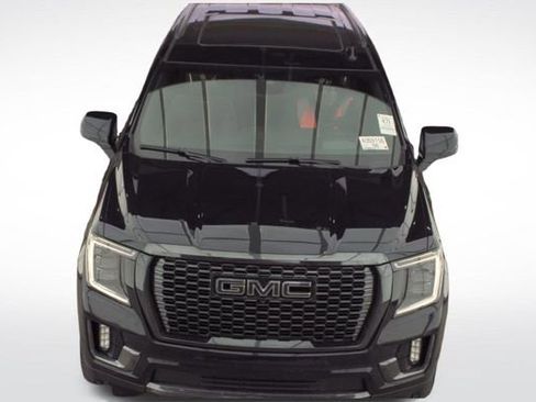 Used 2023 GMC Yukon Denali Ultimate image 2