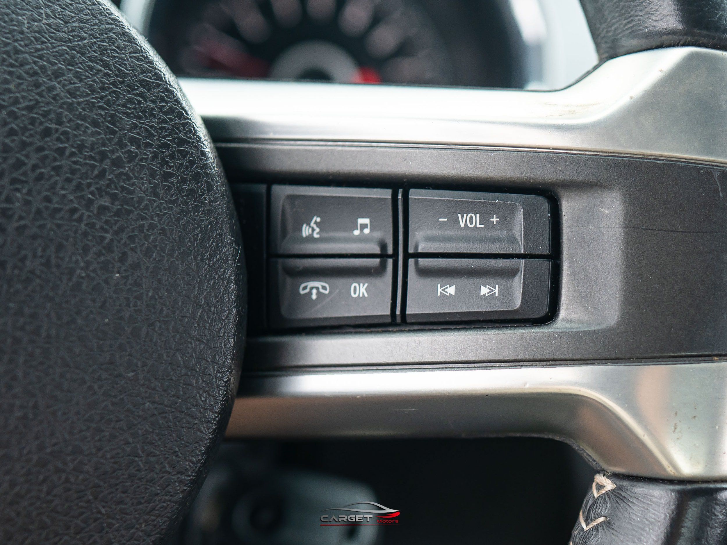Used 2014 Ford Mustang Premium w/ Equipment Group 203A RWD image 20