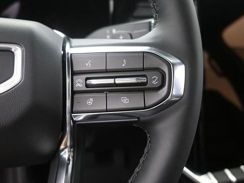 New 2026 GMC Acadia Elevation image 33