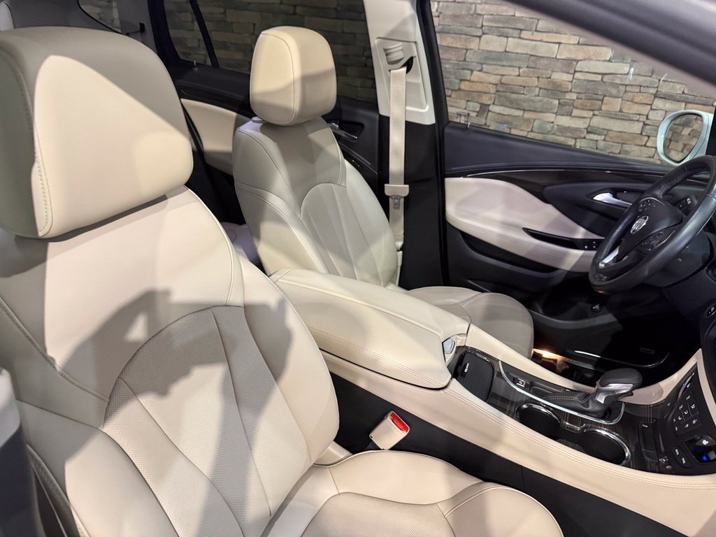 Used 2019 Buick Envision Premium AWD/4WD image 4