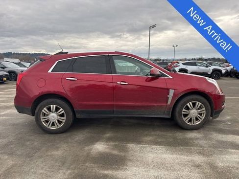 Used 2012 Cadillac SRX Luxury image 8