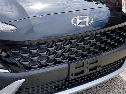 Used 2023 Hyundai Kona SEL AWD/4WD image 29