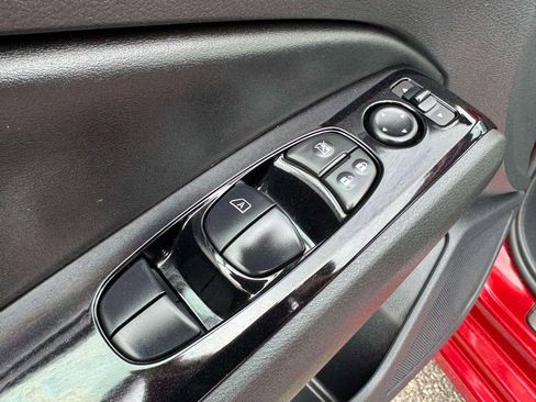 Certified 2025 Nissan Altima 2.5 SL image 17