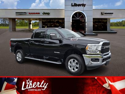 Used 2024 RAM 2500 Big Horn w/ Safety Group