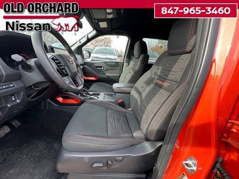 Used 2025 Nissan Frontier PRO-4X w/ Pro Convenience Package AWD/4WD image 14