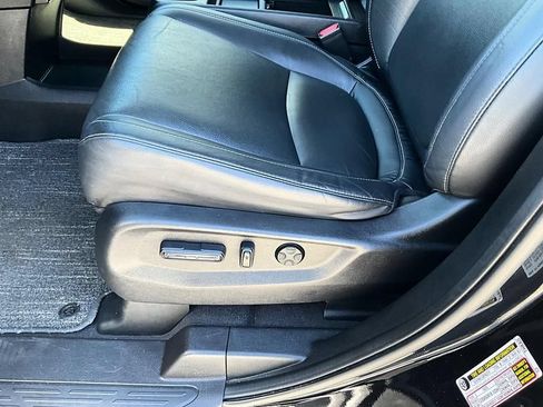 Used 2021 Honda Odyssey EX-L image 16