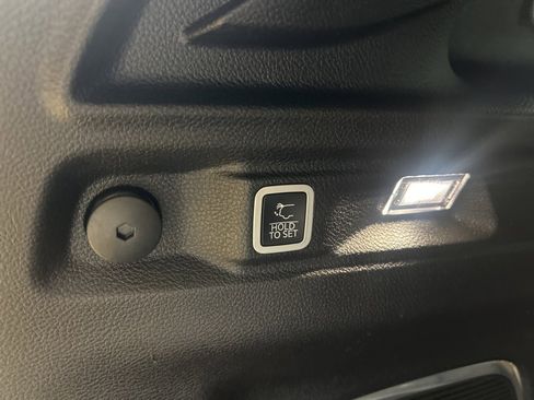 Certified 2024 Jeep Grand Cherokee L Limited w/ Luxury Tech Group II image 43