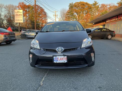 Used 2012 Toyota Prius Three image 2