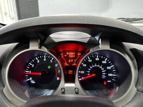 Used 2015 Nissan Juke SV AWD/4WD image 9