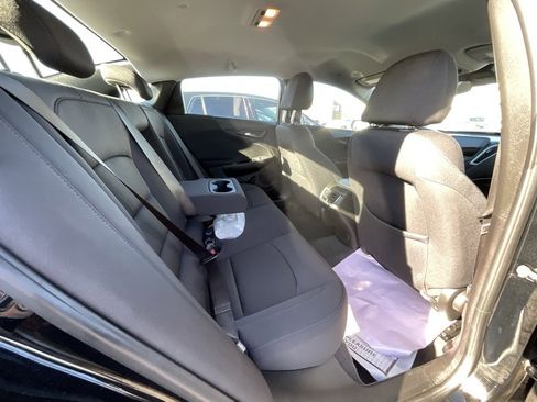 Used 2023 Chevrolet Malibu LT image 18