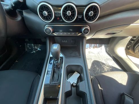 Used 2020 Nissan Sentra SV image 30