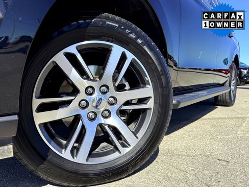 Used 2024 Ford Expedition Max Limited image 2