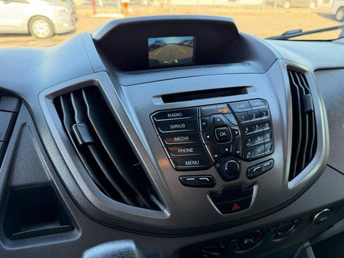 Used 2018 Ford Transit 250 T-250 130 Low Rf 9000 GVWR Sl image 25