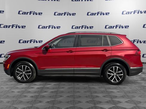 Used 2021 Volkswagen Tiguan SE w/ Panoramic Sunroof Package AWD/4WD image 2