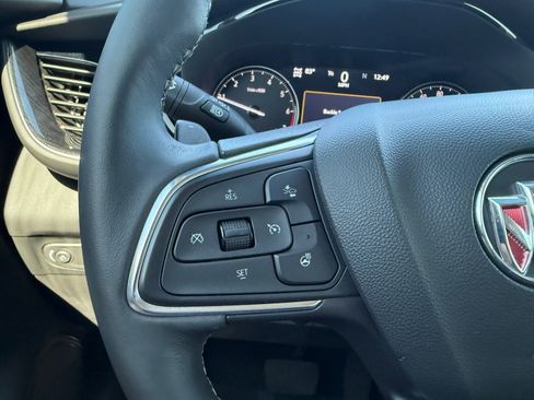 Used 2023 Buick Envision Essence image 27