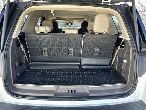 Used 2024 Lincoln Navigator Reserve image 14