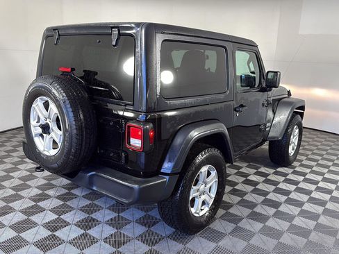 Used 2020 Jeep Wrangler Sport image 4